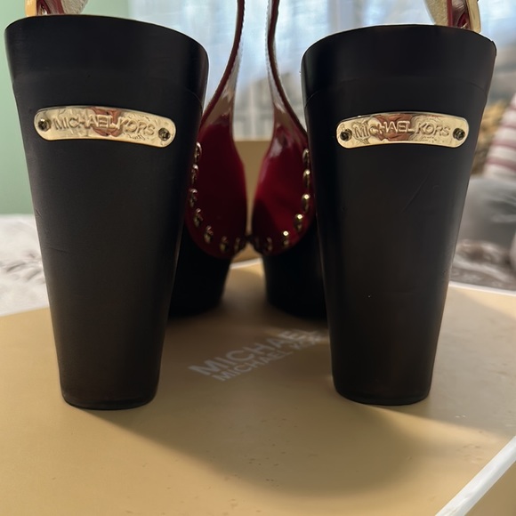 Micheal Kors Charm - Picture 6 of 8